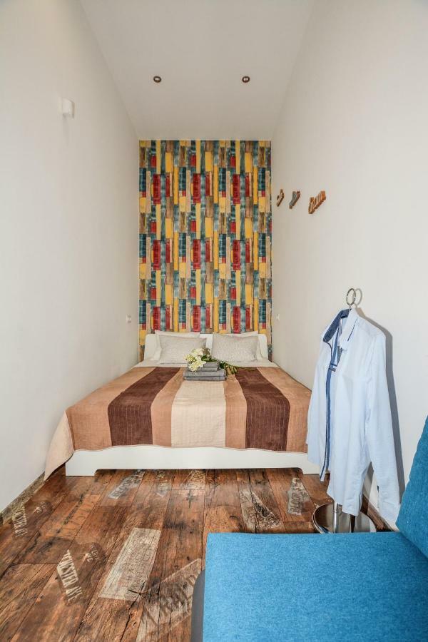 Timeless Apartment With Free Private Parking Boedapest Buitenkant foto